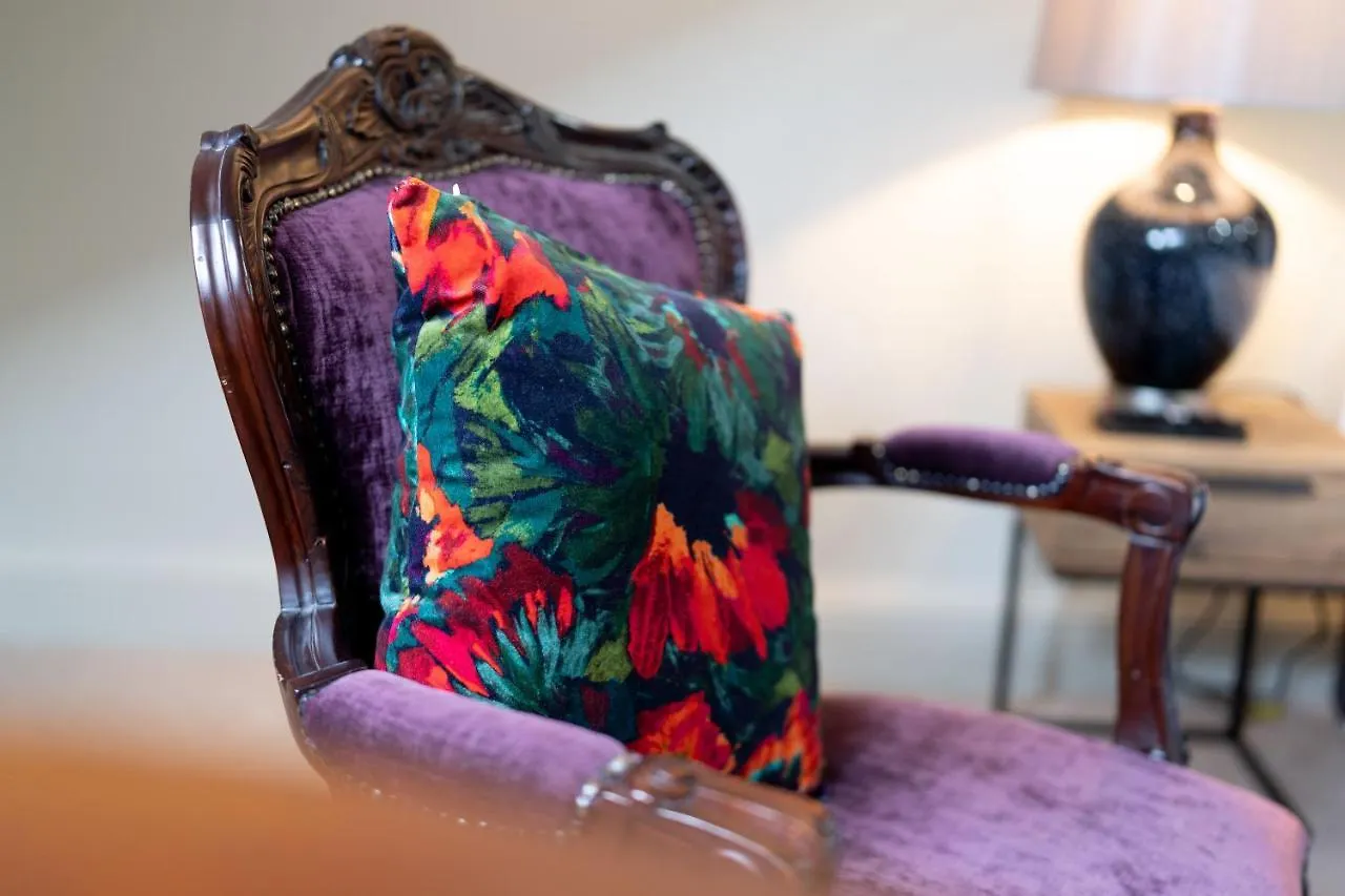 No11 Boutique Hotel & Brasserie Edinburgh